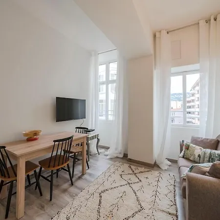 1 Bedroom Centre Rue D'antibes Apartmán Cannes